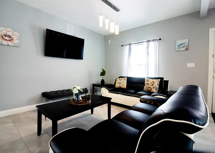 Lovely 4Br Near The Falls And Casino