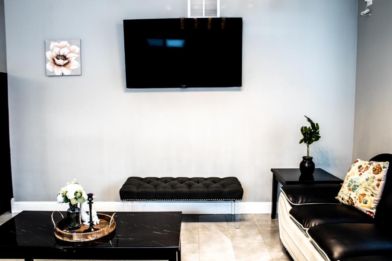 Holiday home Lovely 4br Near The Falls And Casino Niagara Falls